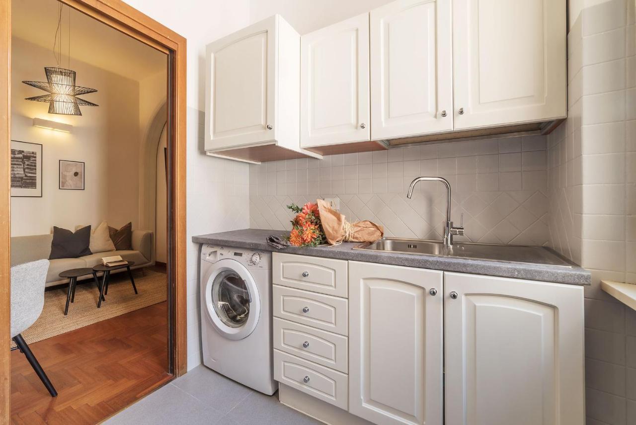 Lively Roma Trastevere Renovated Apartment - FromhometoΡώμη Εξωτερικό φωτογραφία