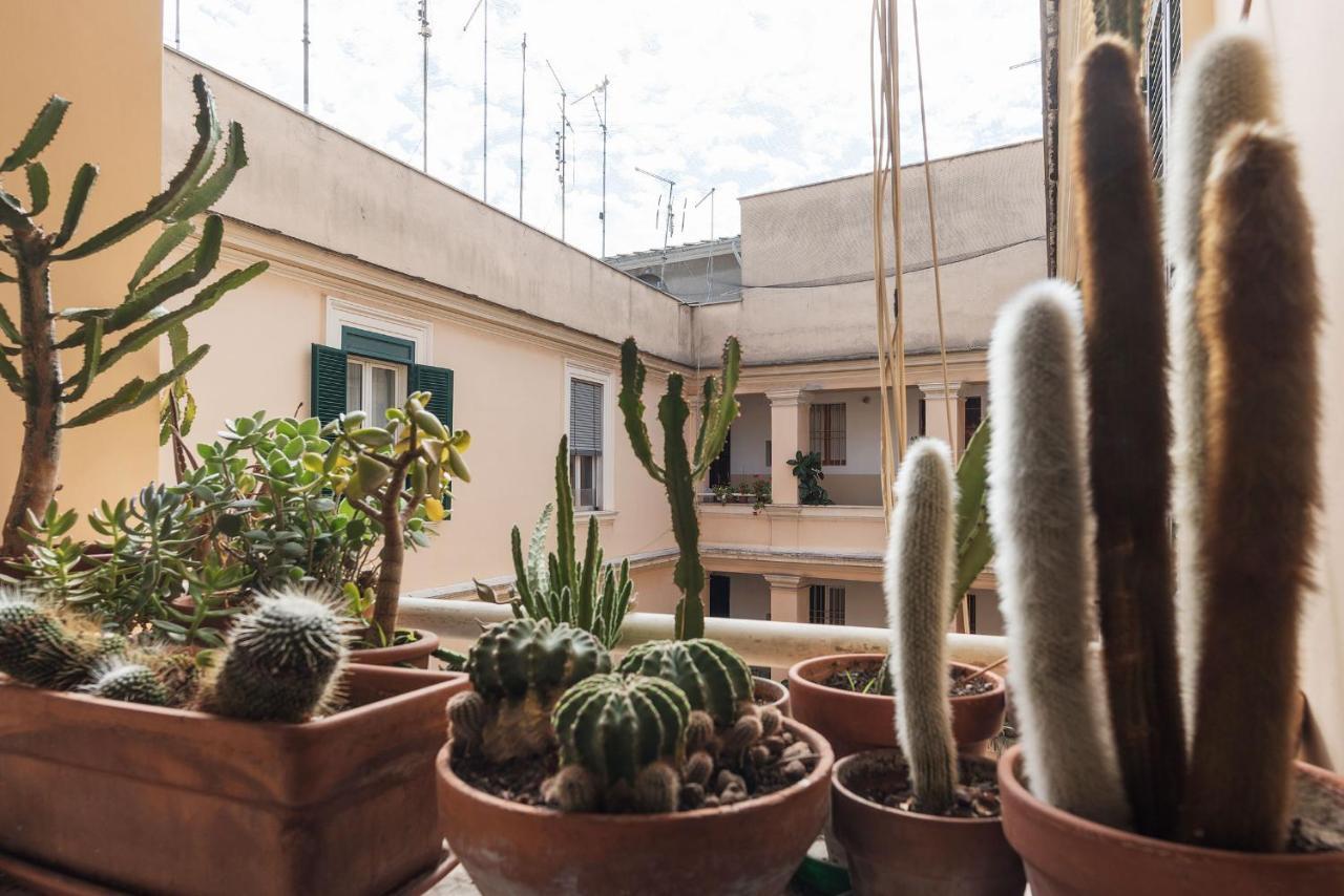 Lively Roma Trastevere Renovated Apartment - FromhometoΡώμη Εξωτερικό φωτογραφία