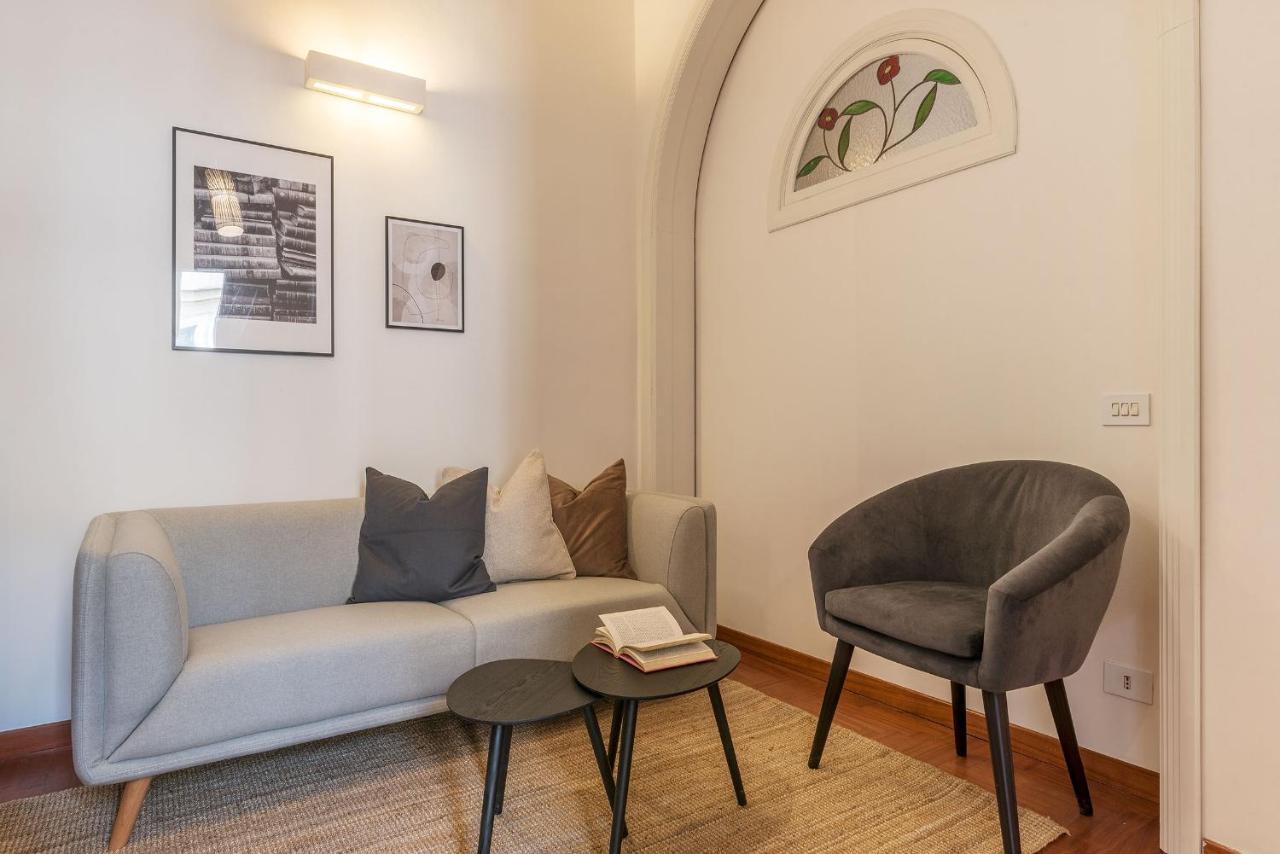 Lively Roma Trastevere Renovated Apartment - FromhometoΡώμη Εξωτερικό φωτογραφία
